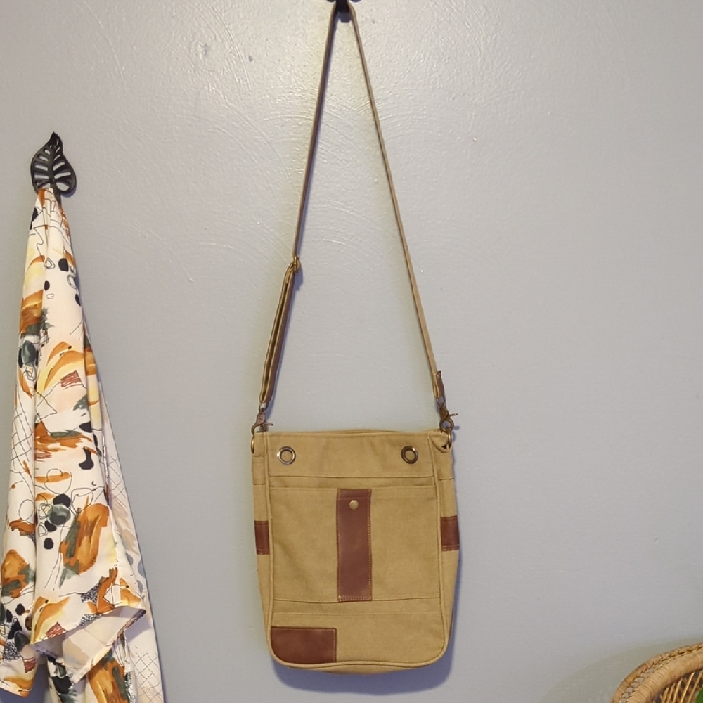 Unbranded Tan And Brown Canvas Messenger Bag With Adjustable Strap And Pockets